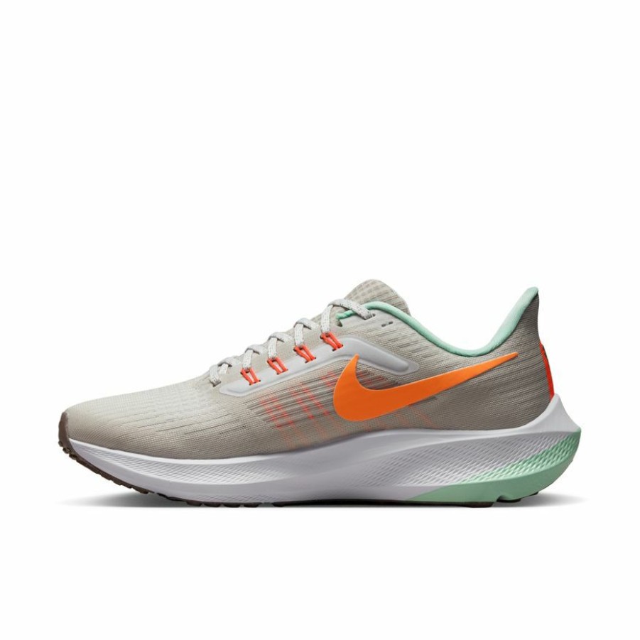 Footwear * | Nike Women'S Air Zoom Pegasus 39 Premium (001 Photon Dust/Mint Foam/Total Orange)